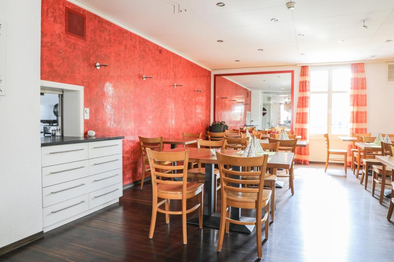 Hotel Loewen Niederuzwil Extérieur photo