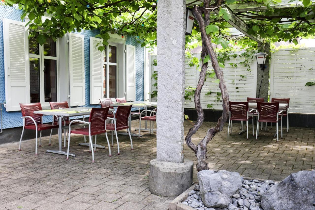 Hotel Loewen Niederuzwil Extérieur photo