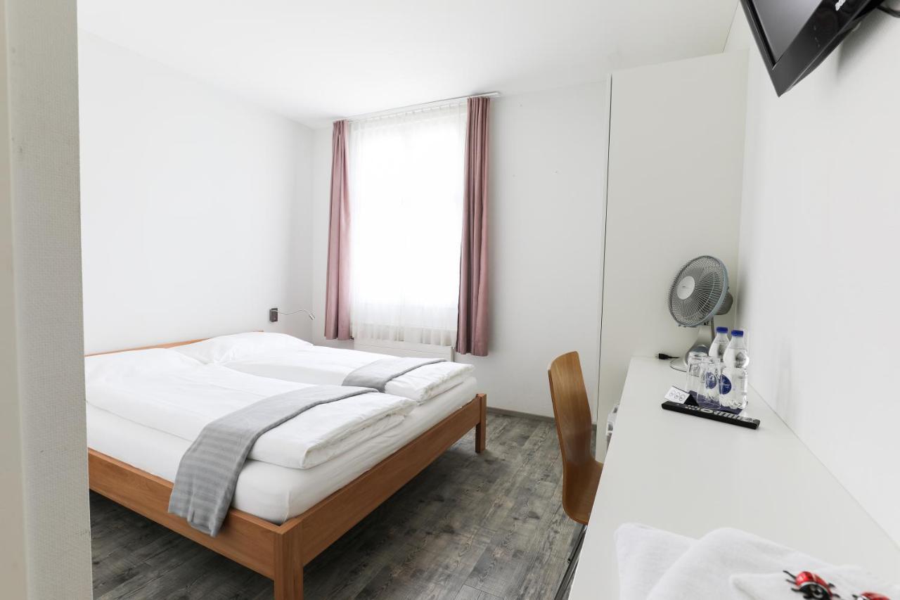 Hotel Loewen Niederuzwil Extérieur photo